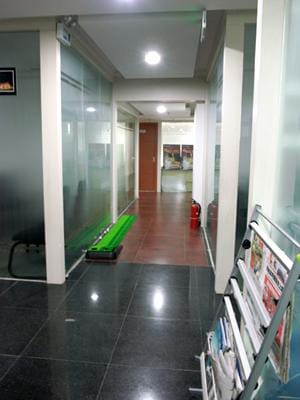 Capital International Business Centres - Oversea Friendship Building, Yingchun Road, Shenzhen City image 13