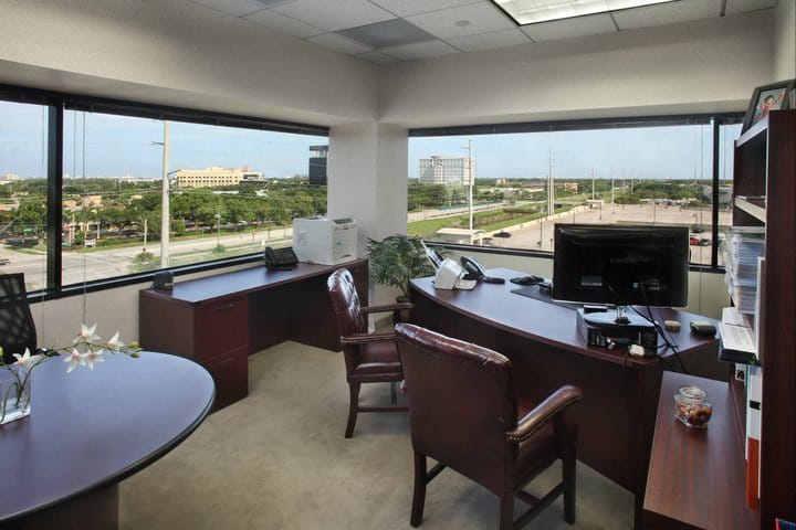 Boca Financial Plaza - 5550 Glades Road - Boca Raton - FL image 9