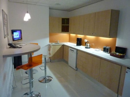 Regus - Amani Place - Ohio Street, Dar es Salaam image 7