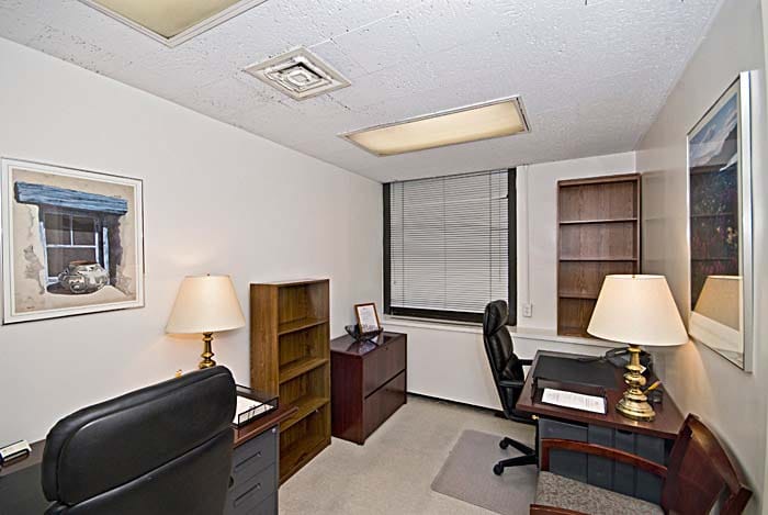 NYC Office Suites - Graybar Building - 420 Lexington Ave - New York image 10