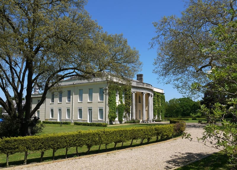 Warlies Park House - Horseshoe Hill, EN9 - Waltham Abbey image 2
