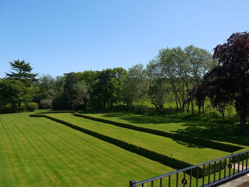 Warlies Park House - Horseshoe Hill, EN9 - Waltham Abbey image 6