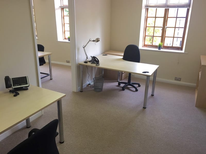 Mike Roberts Property - High Street, B95 - Henley in Arden image 4