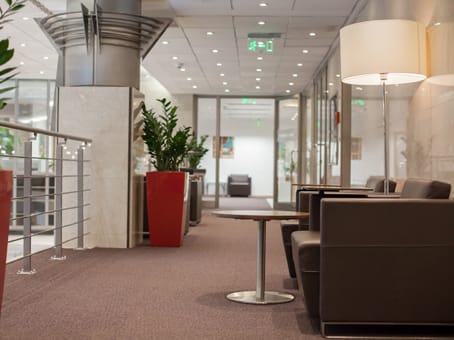Regus - Budapest, Bank Center - Citibank Torony - Szabadsag, Budapest image 11