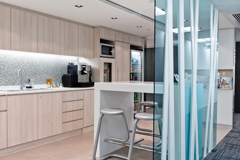 Compass Offices - Infinitus Plaza (formally Vicwood Plaza) - Des Voeux Road, Hong Kong image 5