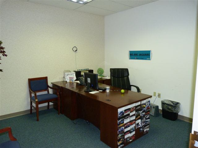 TDL Centers - Orlando Executive Center - Mendham Boulevard - Orlando - FL image 4