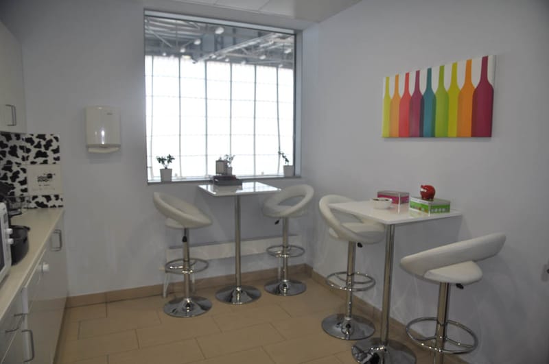 Cherry Office - Chemin des Papillons - 1216 - Cointrin (Geneve Airport) image 4