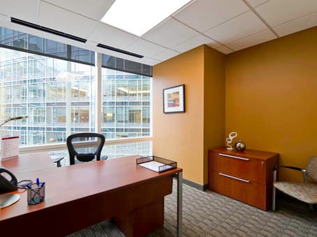 Regus - 2200 Pennsylvania Avenue - Washington DC - DC image 4