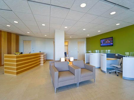 Regus - Park Bank Plaza - 2810 Crossroads Drive - Madison - WI image 3