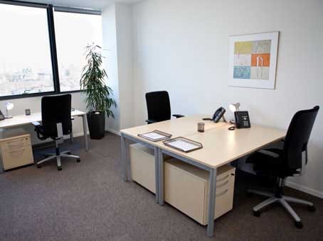 Regus - Zagreb, City Centre - Ul. Petra Hektorovica - Zagreb image 4