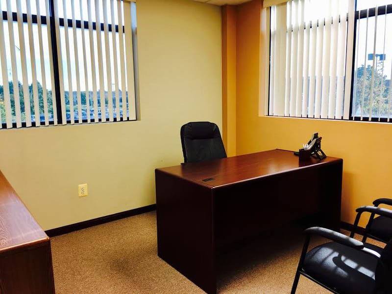 All American Business Centers - Lakeside Circle - Sterling Heights - MI image 7