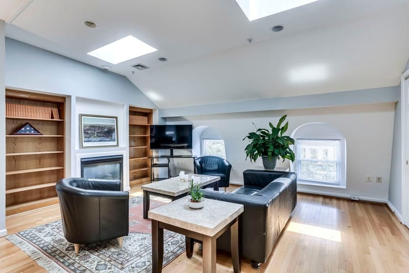 Dupont Circle Business Incubator - 1638 R St. NW - Washington - DC image 2