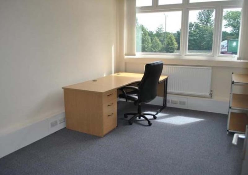 Moda Business Centre - Stirling Way, WD6 - Borehamwood image 16