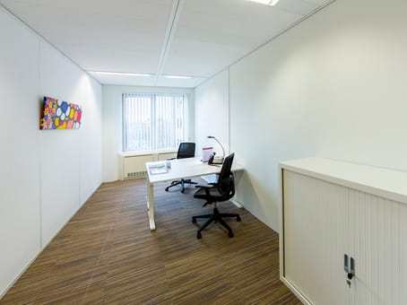 Regus - Schiphol Airport Transpolis - Polaris Avenue 1 - Hoofddorp image 4