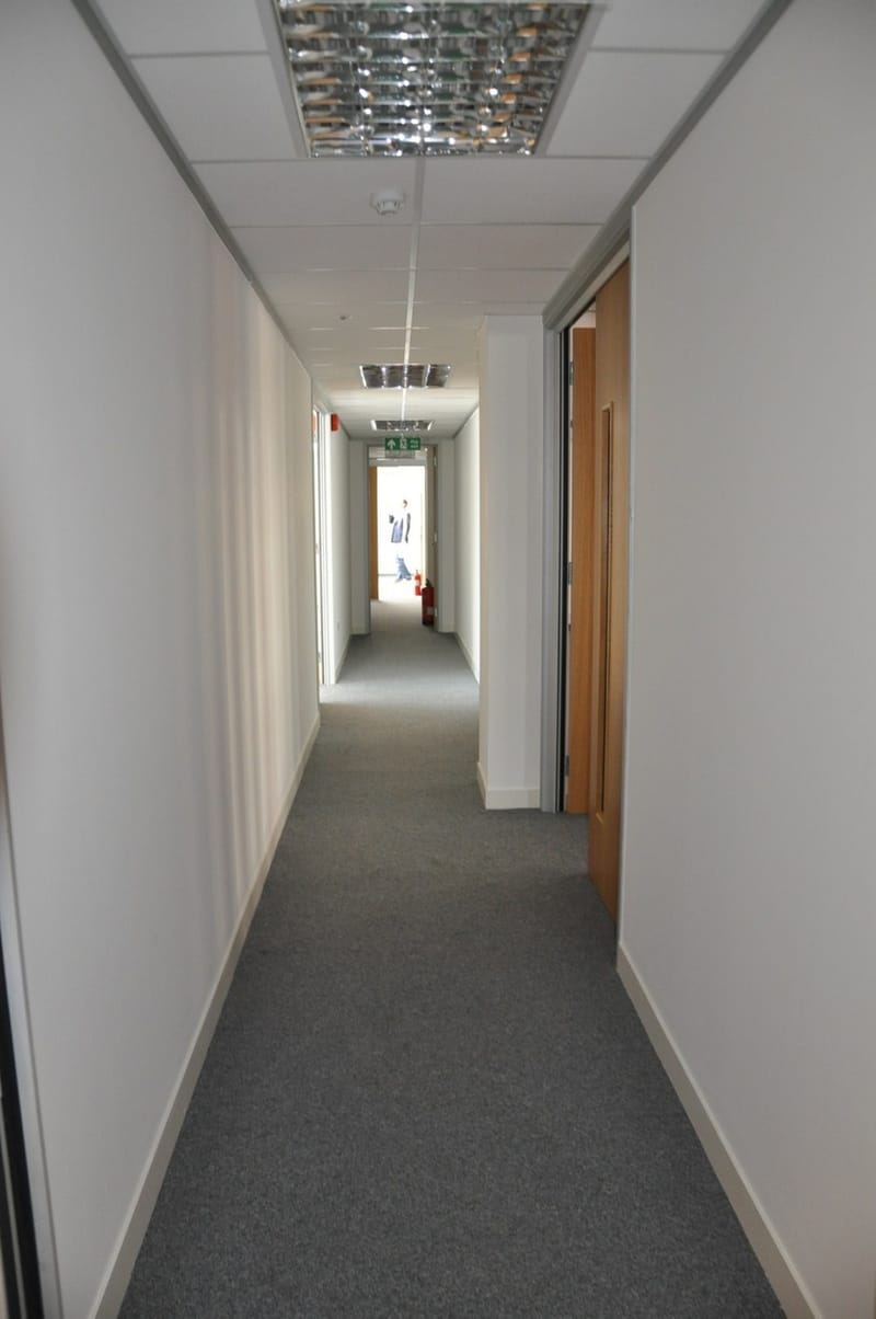 Reigate Business Centre - Lonsdale House - 7 -11 High Street, RH2 - Reigate image 3