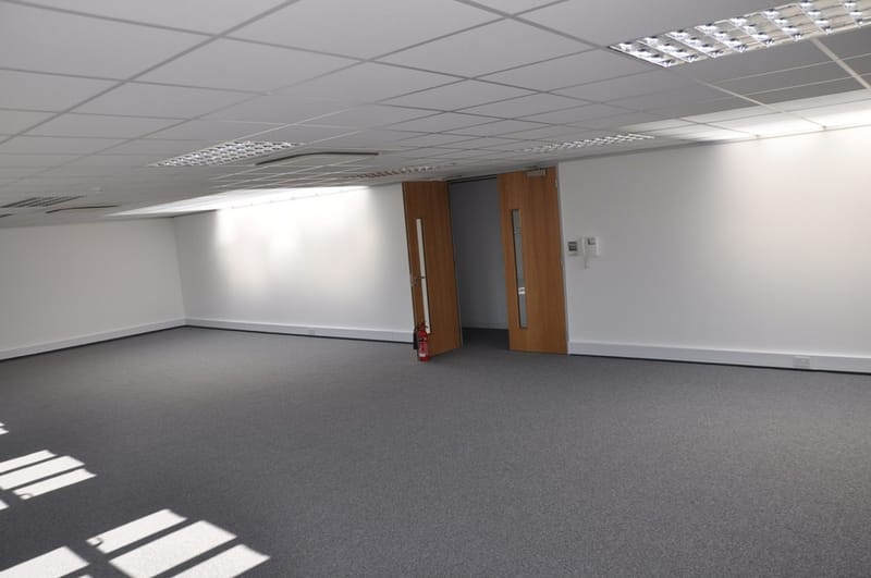 Reigate Business Centre - Lonsdale House - 7 -11 High Street, RH2 - Reigate image 5