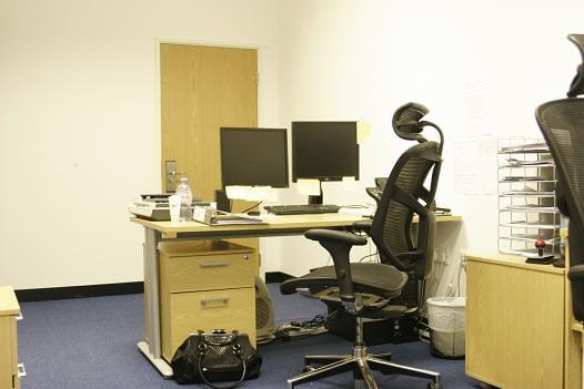 Unit Management Ltd (Managed 81 - 245 sqft) - Endeavour House - Cambridge Road, KT1 - Kingston upon Thames image 3