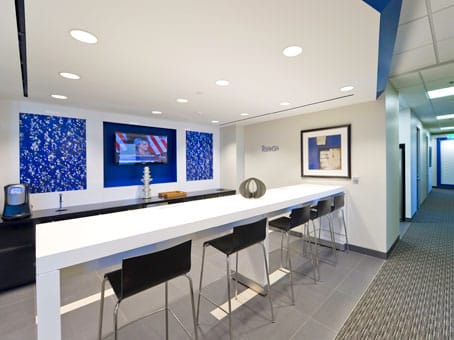 Regus - Miracle Mile - 5670 Wilshire Blvd - Los Angeles - CA image 13