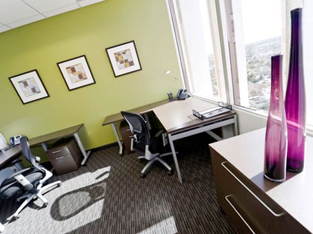 Regus - Miracle Mile - 5670 Wilshire Blvd - Los Angeles - CA image 7