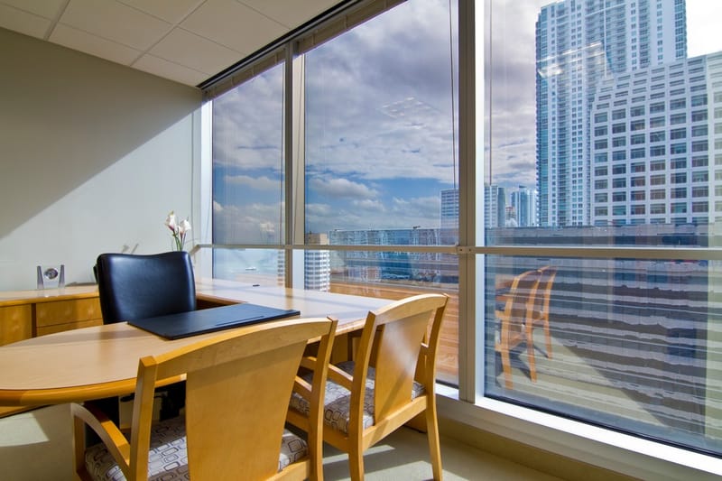 Office Edge - 701 Brickell Avenue - Miami - FL image 2