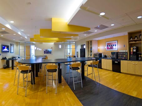 Regus - 13010 Morris Rd - Alpharetta image 11