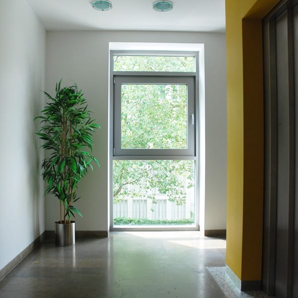 Plug and Work (Regus) - Wohlerstrasse - Frankfurt image 5