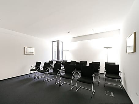 Regus - 7 Kossuth Lajos Street - Budapest image 4