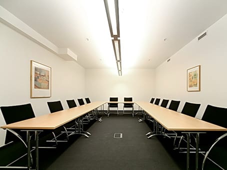 Regus - 7 Kossuth Lajos Street - Budapest image 5