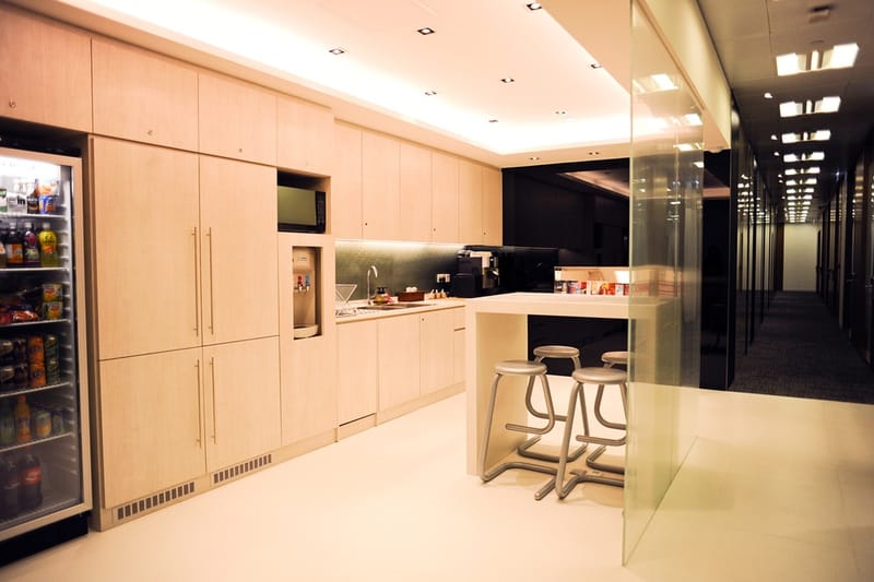Compass Offices - Cheung Kong Center - 2 Queen's Road Central -  Central - Hong Kong image 5