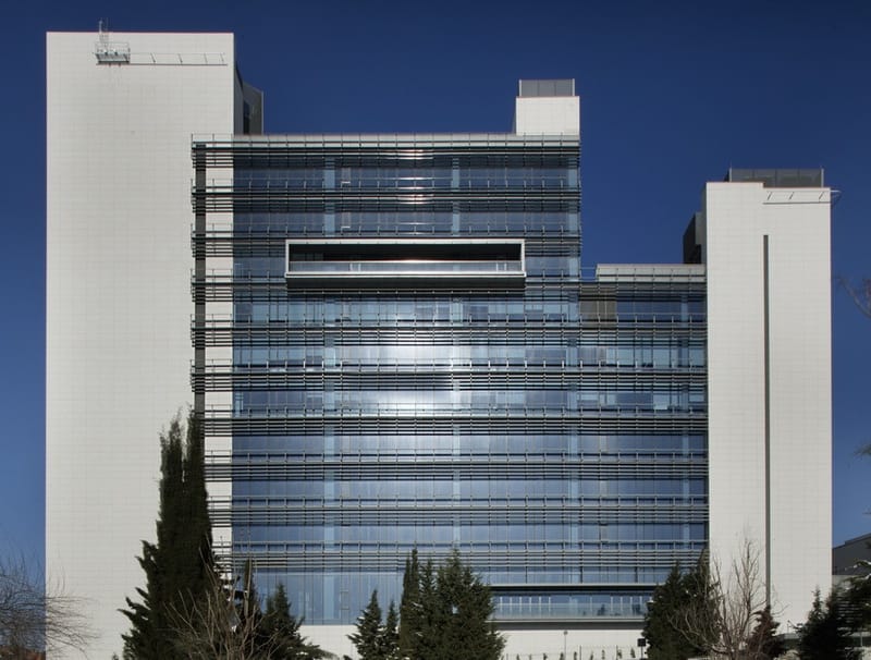 Plaza Cubes - MetroCity Levent - Büyükdere Cad. Kirgulu - Levent - Istanbul image 2