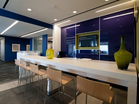 Regus - Legg Mason Tower - 100 International Drive - Baltimore - MD image 12