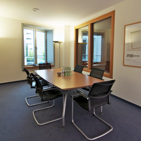 Plug and Work (Regus) - Königsallee - Düsseldorf image 10