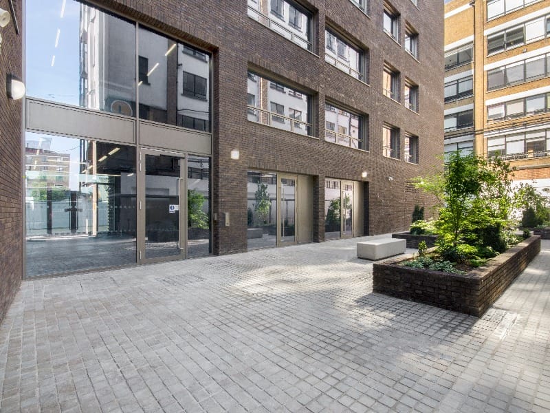 Workspace (Managed 248 - 4,931 sqft) - The Biscuit Factory - Tower Bridge Bus Complex - Drummond Road, SE16 - Bermondsey (Light ind, image 9