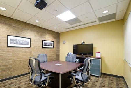 Regus - MNP Tower - West Hastings Street - Vancouver - BC image 5