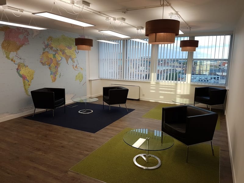 Reading Business Centre - Fountain House - Queens Walk, RG1 - Reading image 3