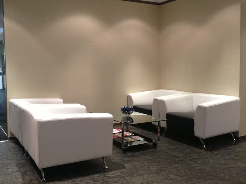 Aegean Business Center - Oxford House - Taikoo Place - King's Road - Quarry Bay - Hong Kong image 2
