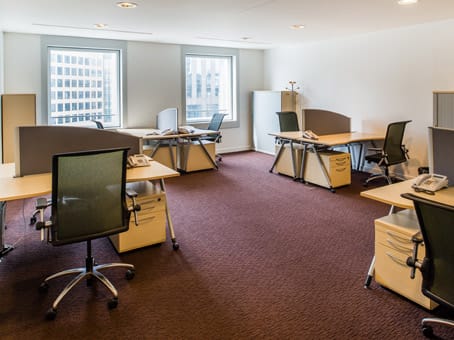 Regus - 9 / 11 Allée de l'Arche - La Défense Tour Egée -Courbevoie Cedex - Paris image 7