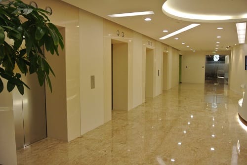 Sunrising Business Center - SOHO Zhongshan Plaza - 1065 West Zhongshan Road - Changning District - Shanghai image 8