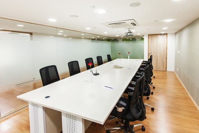 Golden Square Business Centre - Davanam Sarovar Portico Hotel - Hosur Road - Koramangala - Bangalore image 7