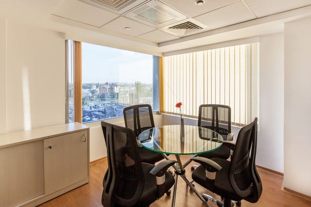 Golden Square Business Centre - Davanam Sarovar Portico Hotel - Hosur Road - Koramangala - Bangalore image 8