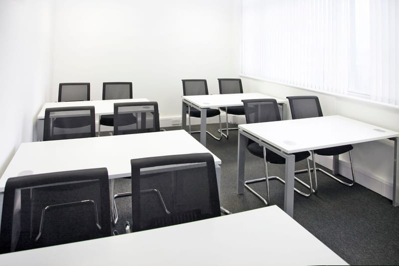 Biz Space - M25 Business Centre - 121 Brooker Road, EN9 - Waltham Abbey image 12