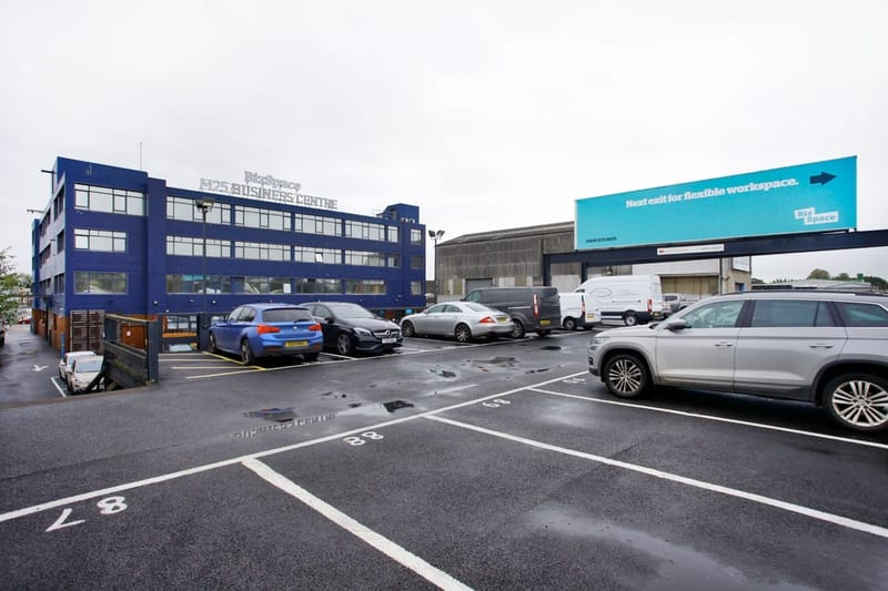 Biz Space - M25 Business Centre - 121 Brooker Road, EN9 - Waltham Abbey image 4