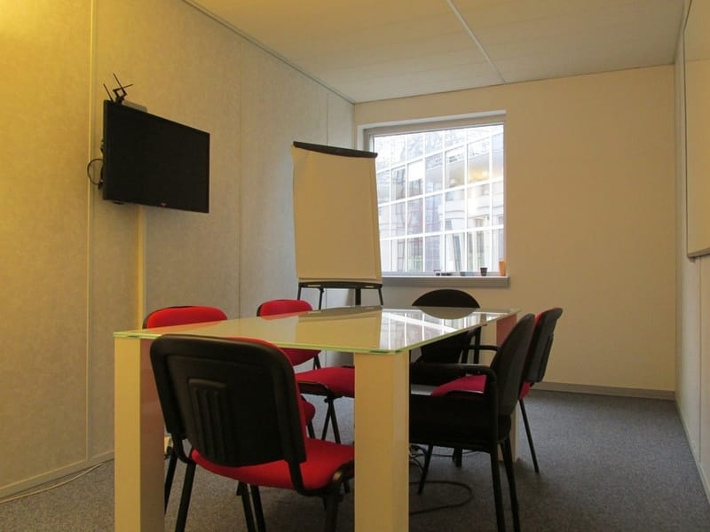 SNC Leaders - 2 rue Troyon - Sevres - Ile de France image 4