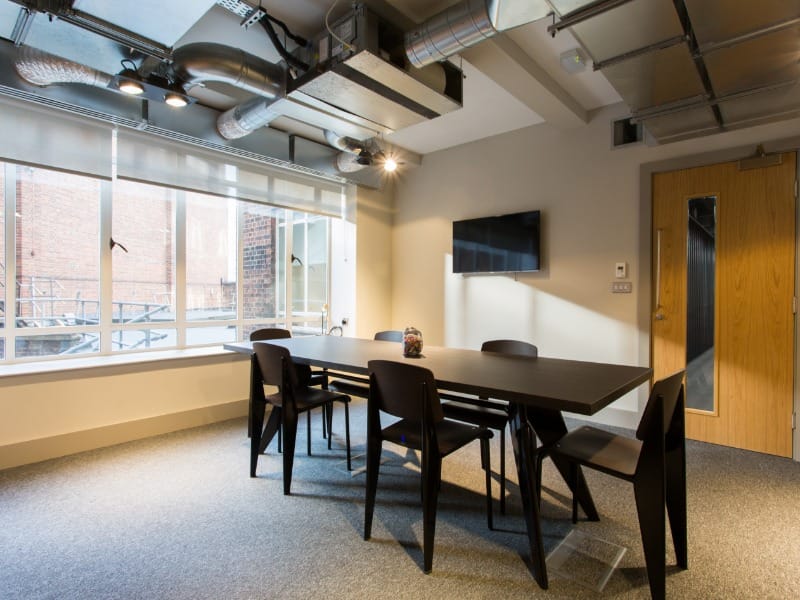 FORA - Leeds Station - No1 Aire Street, LS1 - Leeds (private, hot-desk) image 9