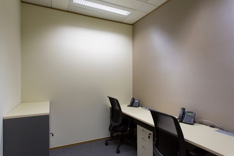 Vantage Business Centre -  BEA Tower, Millennium City 5 - 418 Kwun Tong Road - Kwun Tong - Kowloon image 6