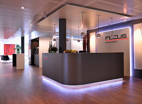 Regus - 10 Grafenauweg - Zug image 2
