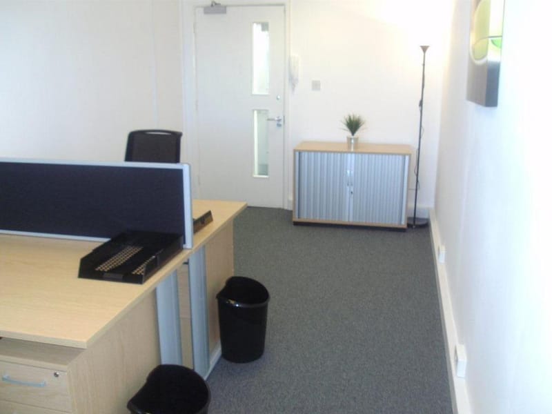IWG (Basepoint) - Waterlooville Centre - Waterberry Drive, PO7 -  Waterlooville image 11