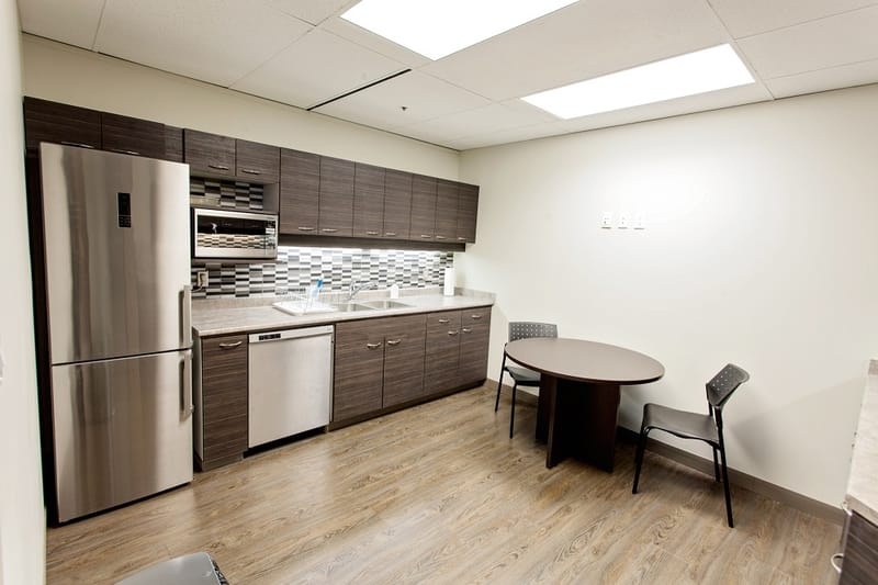 Simply Office - Waterfront Business Centre  - 220 - 145 Chadwick Court - North Vancouver - BC image 2