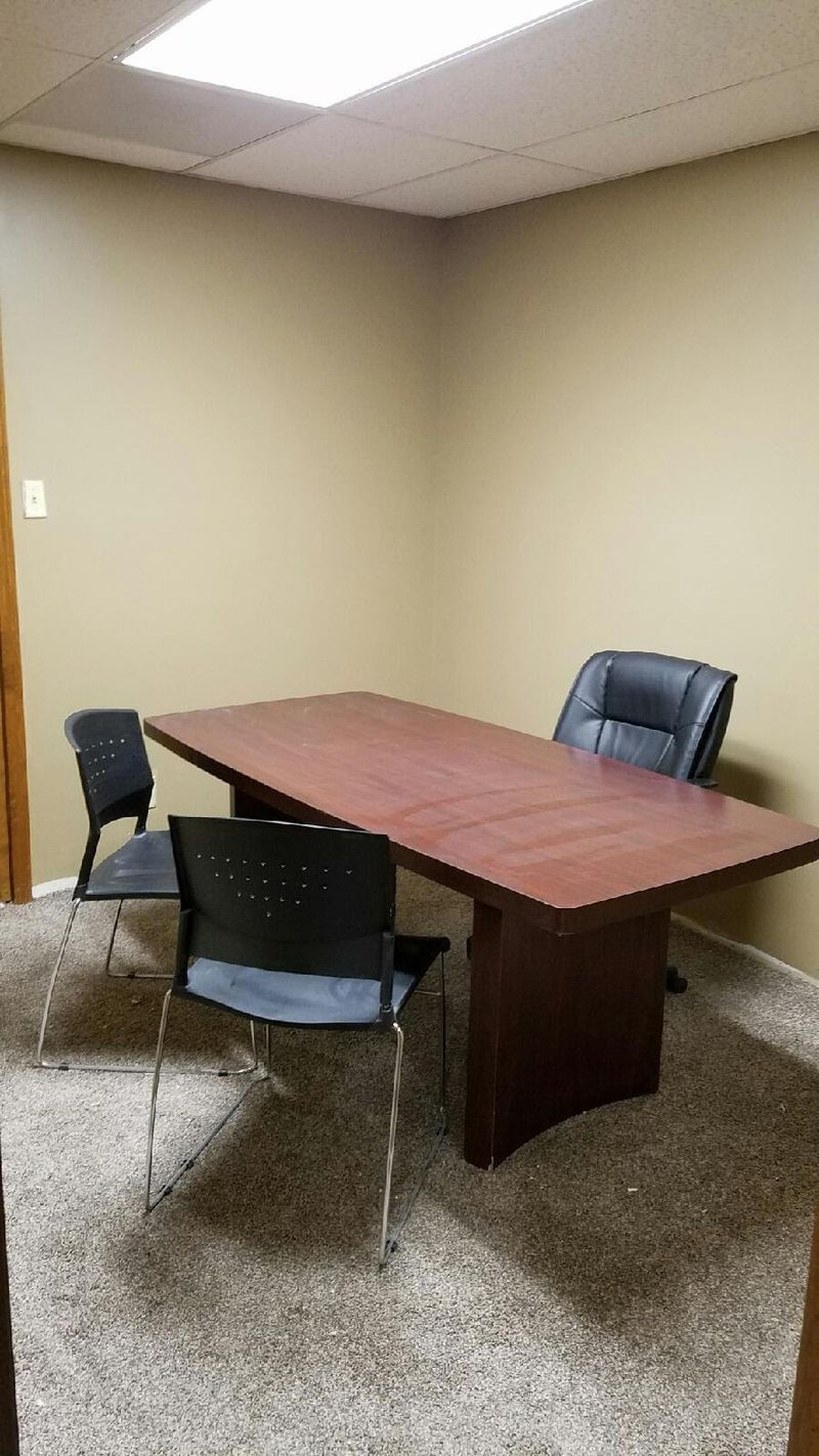 College Park Office Suites - 2611 SW 17th St - Topeka - KS image 12