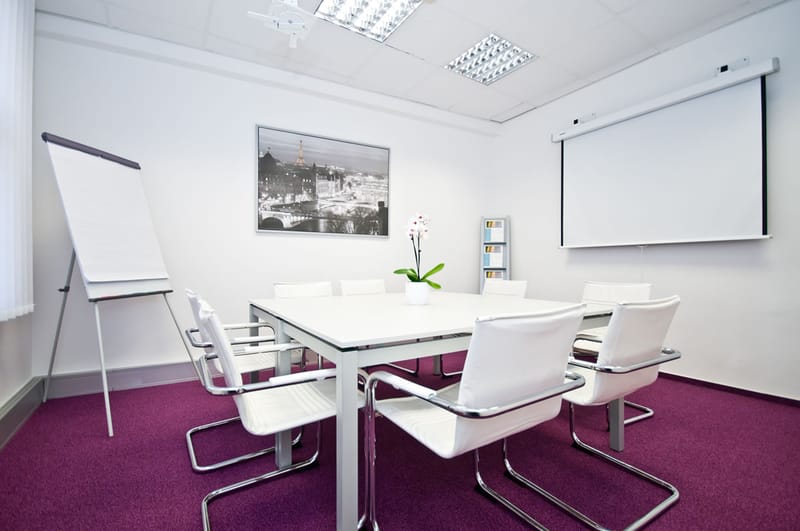 Scott.Weber Workspace - Revolucni 724/7 - Prague 1 image 3